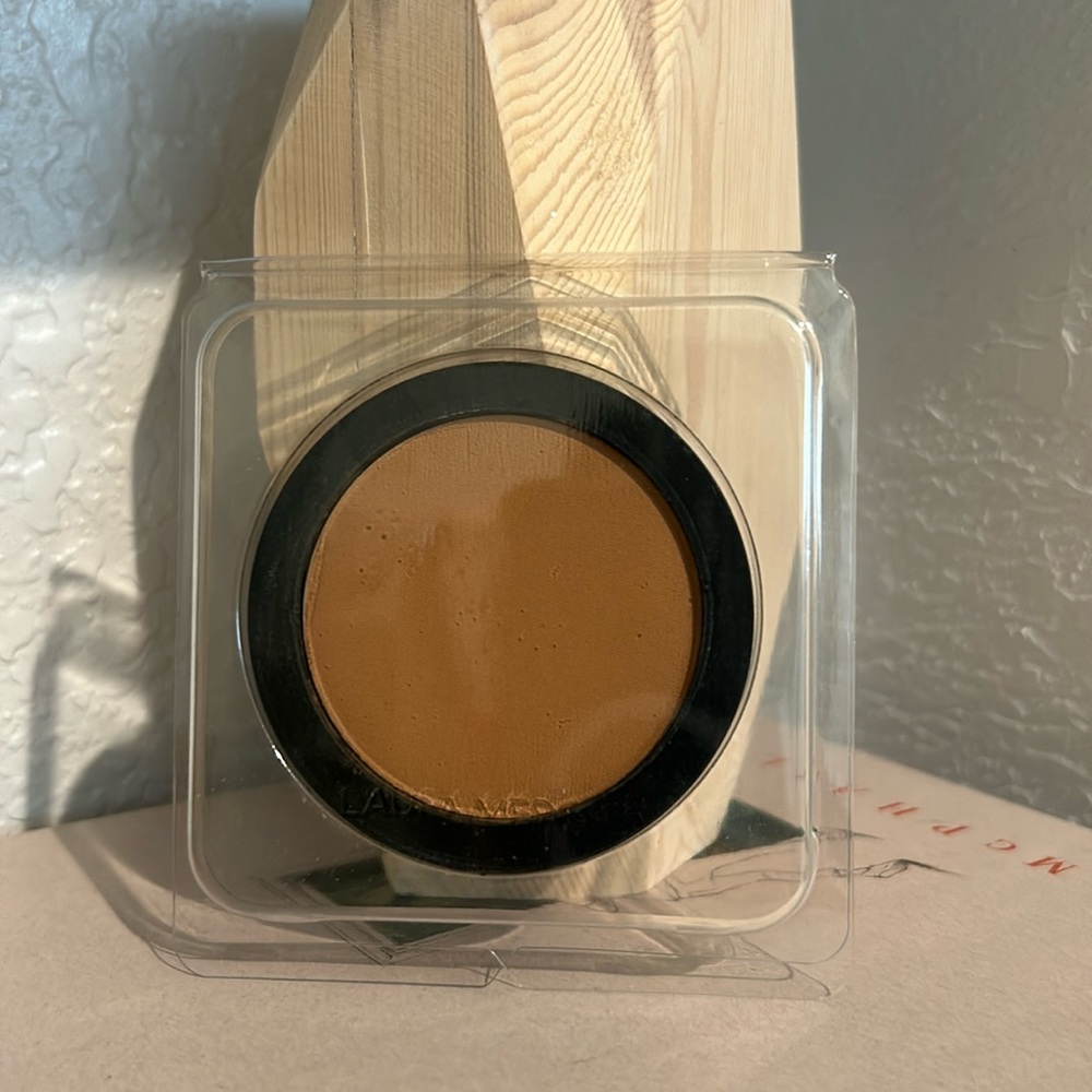 Laura Mercier Smooth Finish Powder 5C1